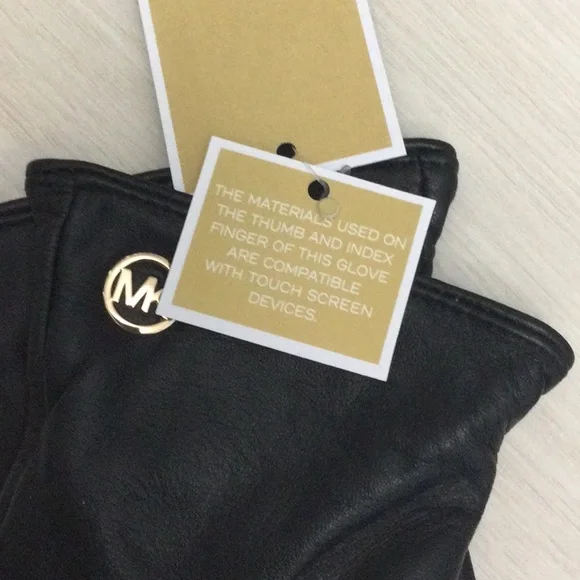 New Michael Kors Black Leather Women's
Gloves - Picture 8 of 8